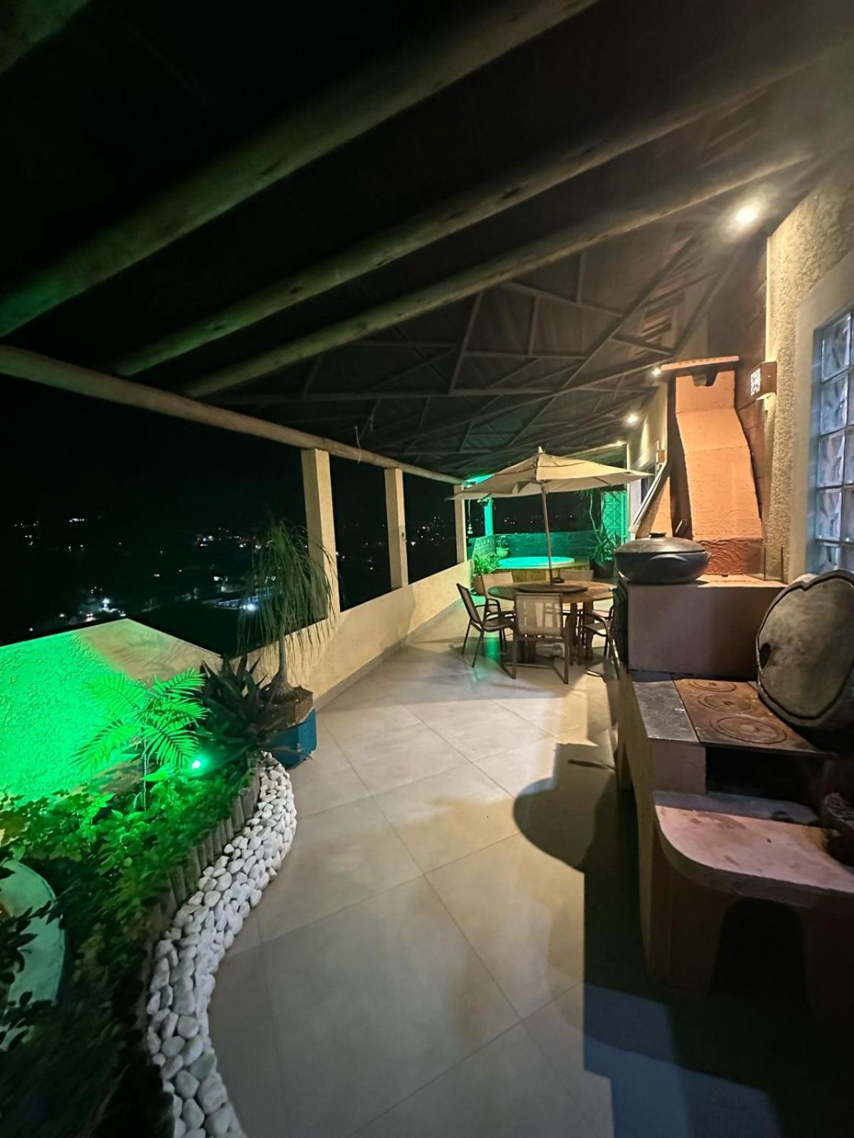 Casa De Praia Com Vista Para O Mar ساو سيباستياو المظهر الخارجي الصورة